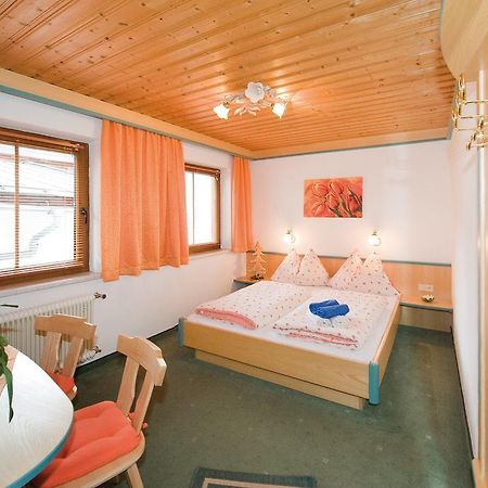 Pension Grafleiten Saalbach Exterior foto