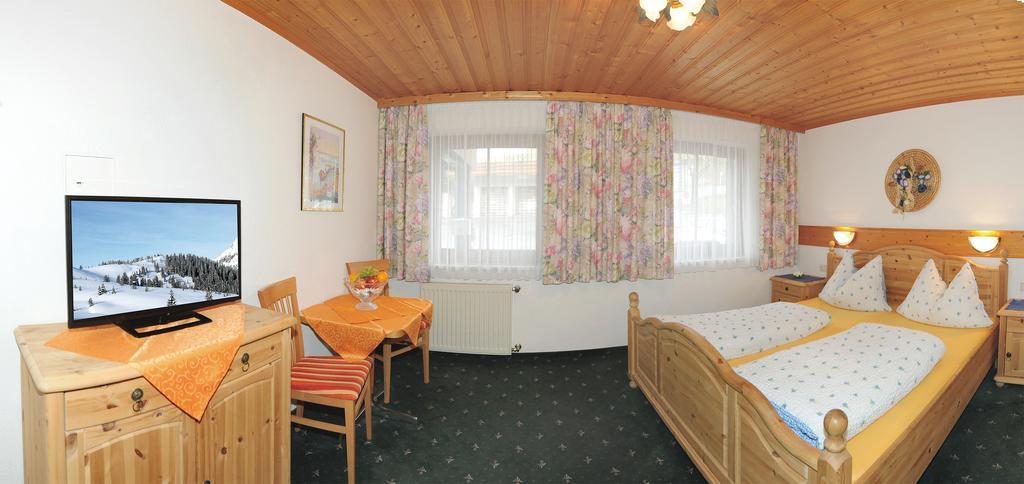 Pension Grafleiten Saalbach Zimmer foto